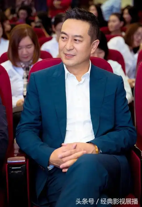 演员张嘉译个人资料(张嘉译个人资料简介)_娱乐_tb新闻网