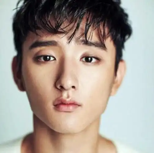 拥有丹凤眼的7位男星, 个个都帅得离谱, 第5位眼睛奠定了地位_男生