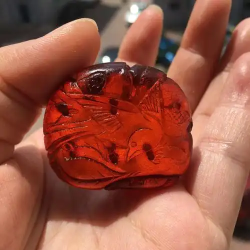 波兰红琥珀是天然的吗(波兰出产琥珀吗)-第1张图片-辉嘻哈