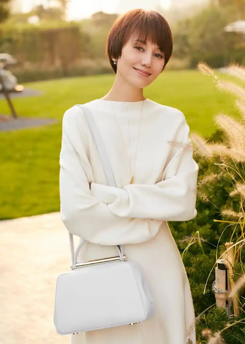 30一40岁女人发型短发(40岁女人洋气发型)  第6张