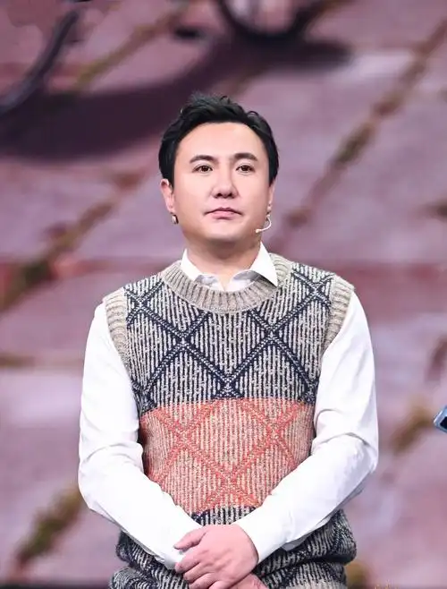 沈腾在王牌对王牌一期节目中状态都有所起伏是不喜还是累了