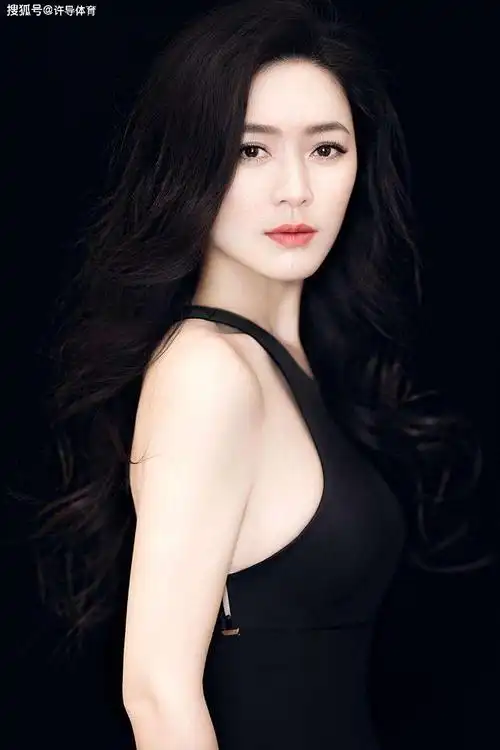 1975年出生的七位女星,她们个个漂亮大气,你最喜欢哪一个?