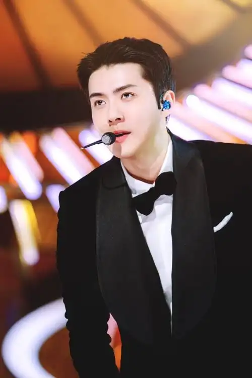 5557】  230721  更新230716 sbs inkigayo世勋相关图片(个人)