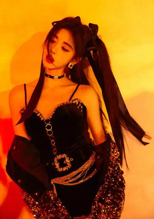 鞠婧祎双马尾辣妹