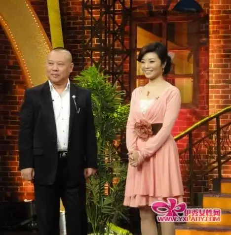 李丹阳做客《今夜有戏》对话郭德纲(组图)