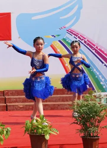 纪实片 少儿拉丁舞