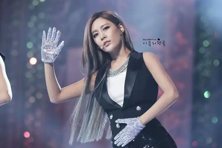 李居丽舞台魅力