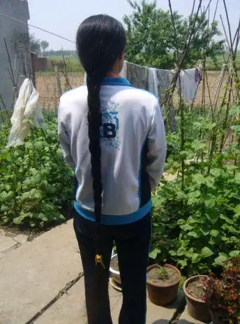 剪下姑娘一米四丰厚长发5