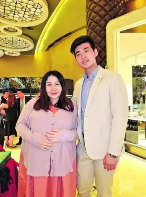 赌王四太才是大智慧,把嫁妆留给两个女儿,产业留给三个儿子_奚梦瑶_何