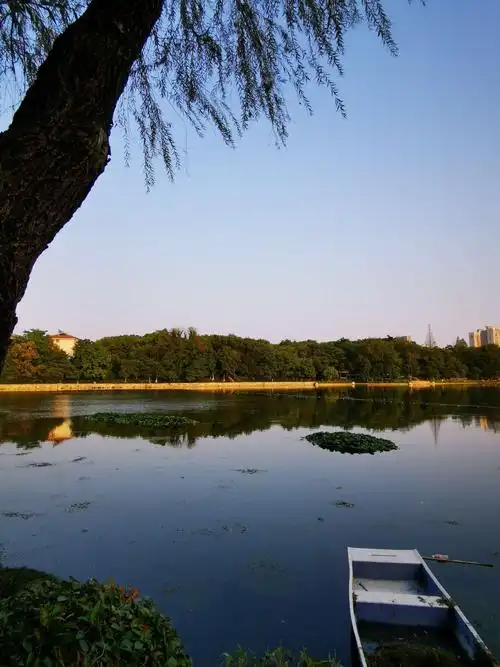 南京:月牙湖公园