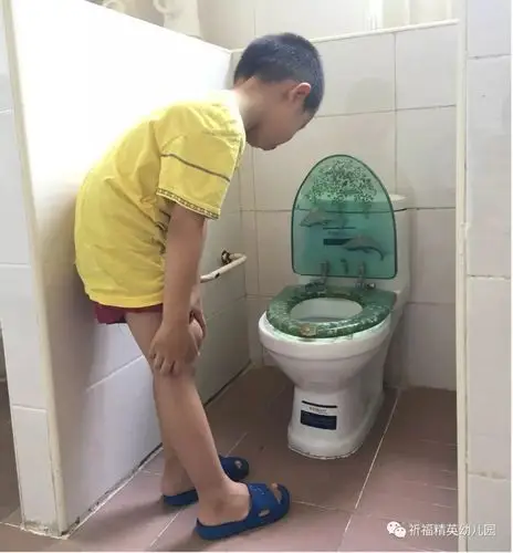 绘本呀便便祈福精英幼儿园园本课程大五班主题活动