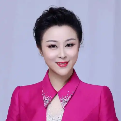 国家一级演员,毕业于上海戏剧学院戏曲学院,第六届中国京剧优秀青年