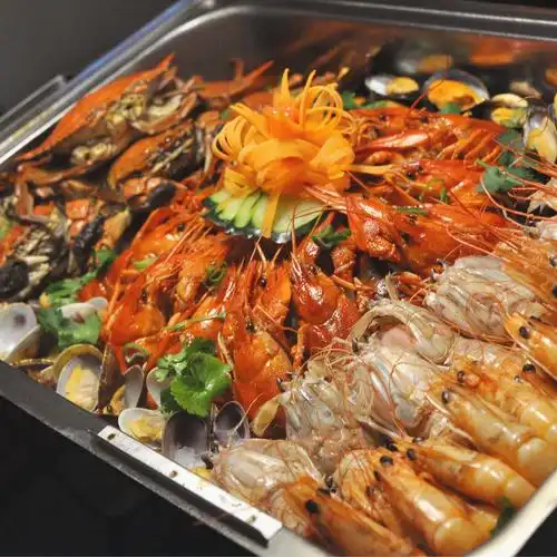 麻辣海鲜锅(麻辣海鲜锅怎么做好吃)