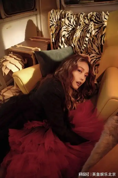 容祖儿新专辑《薛丁格的猫》首唱会 金曲连唱魔术开场惊喜满满