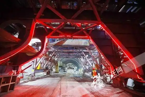 重庆江南隧道全面复工 预计明年隧道双线迎来贯通