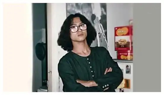 汪峰晒一家五口日常,豪宅抢镜!没想到他的"秃顶"更抢镜