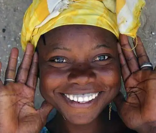 非洲人除了牙白,还有一个隐秘的地方比牙还白,你知道在哪里吗