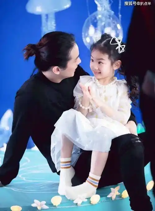 3年后和解:找了韩国人做伴侣的明星,境况大不同_李承铉_戚薇_安以轩