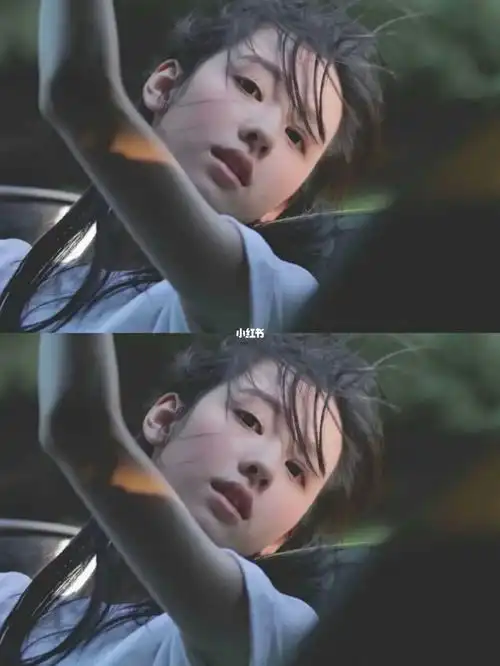 陈都灵二宫格壁纸