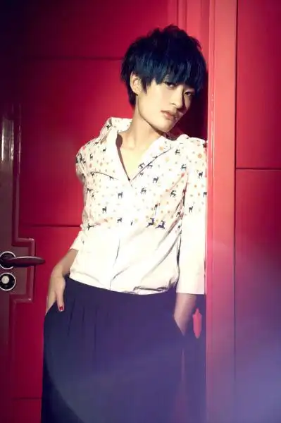 曾轶可写真窦鹏(资料图)新浪娱乐讯 本周六(11月24日),新生代歌手