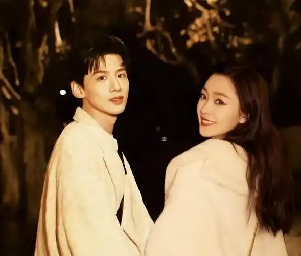 娱乐圈惊爆猛料白敬亭宋轶恋情曝光爱情故事揭秘