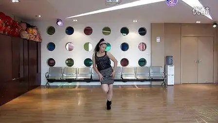 舞灵美娜子广场舞