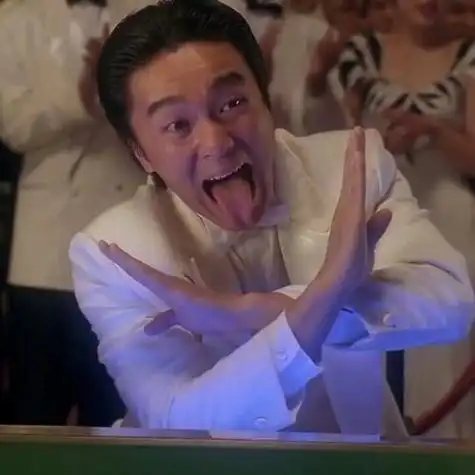 周星驰比中指头像(周星驰水中比中指头像) - 搞笑个性头像 - 艾伊特