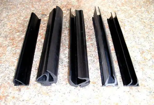 防水设计三:导流槽