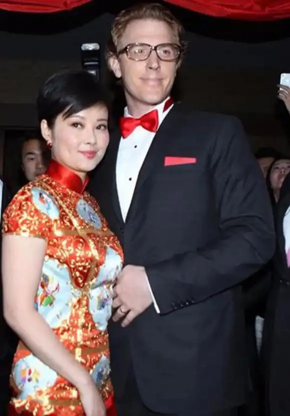 原创袁立情史和背后的4个痴情男人