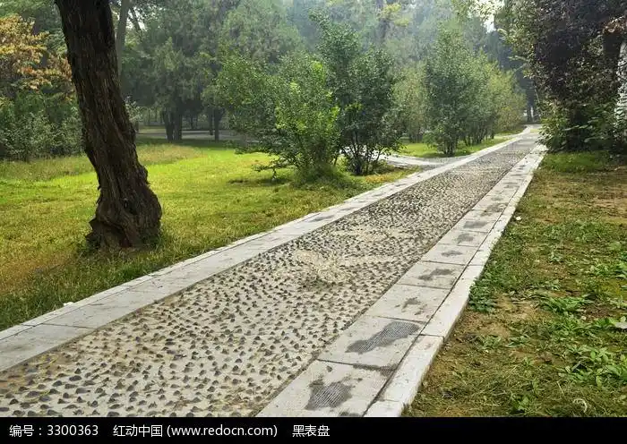 鹅卵石漫步小道高清图片下载_红动中国