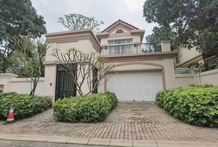 实景拍摄  #房产  #别墅  雅居乐罕见独栋别墅出售,33方另带400方