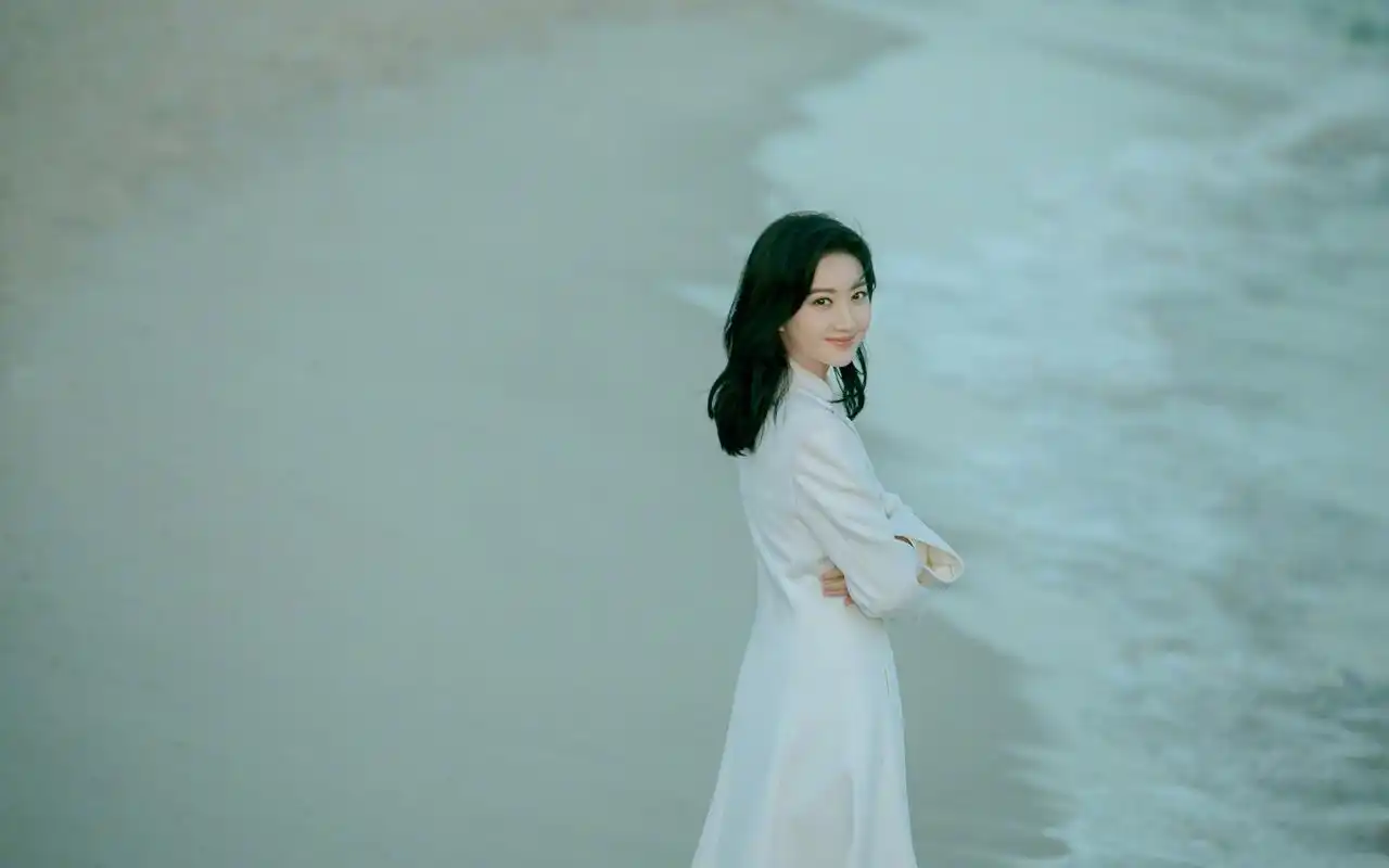 景甜小清新海边高清桌面壁纸