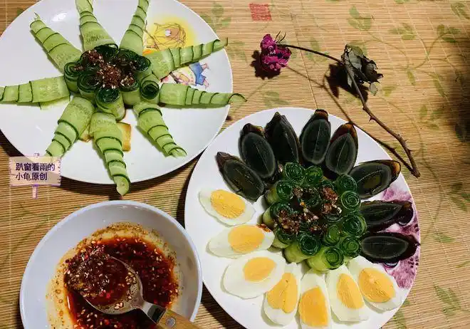 一,黄瓜凉菜拼盘的做法