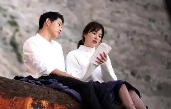 朴宝剑宋慧乔是真的吗男女朋友关系实锤是假的