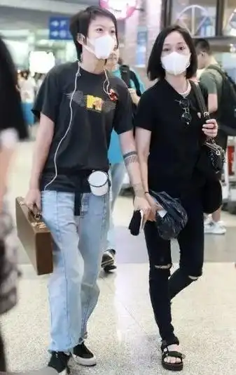 网传窦靖童国外与女导演领证?周迅,周冬雨被提及,诸多细节被扒