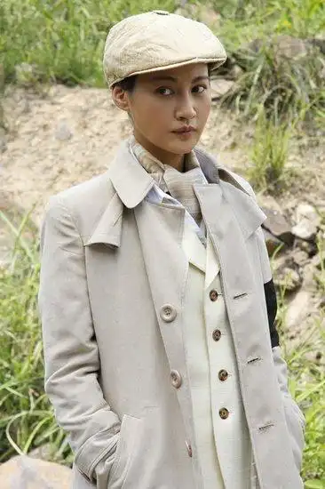 大型情感史诗谍匪剧《红色黎明》正在北京电视台影视频道每晚四集连播