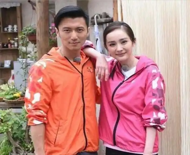 谢霆锋为什么不娶杨幂一个单身一个没结婚谢霆锋我感情稳定