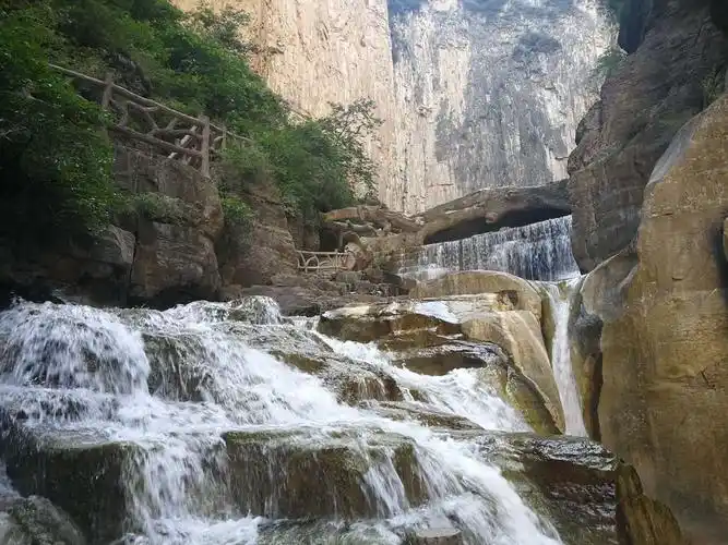 山西平顺县通天峡游诗一首,与您分享.