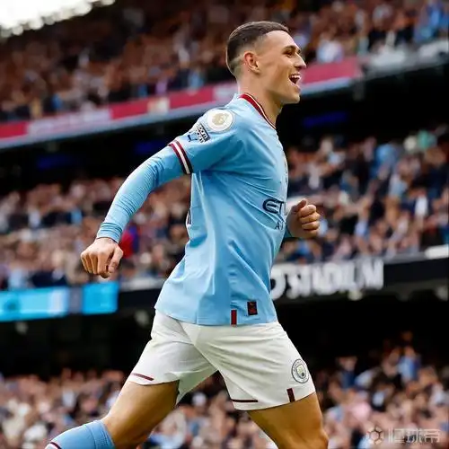 曼城新星福登更新了社交媒体晒出了个人比赛照片