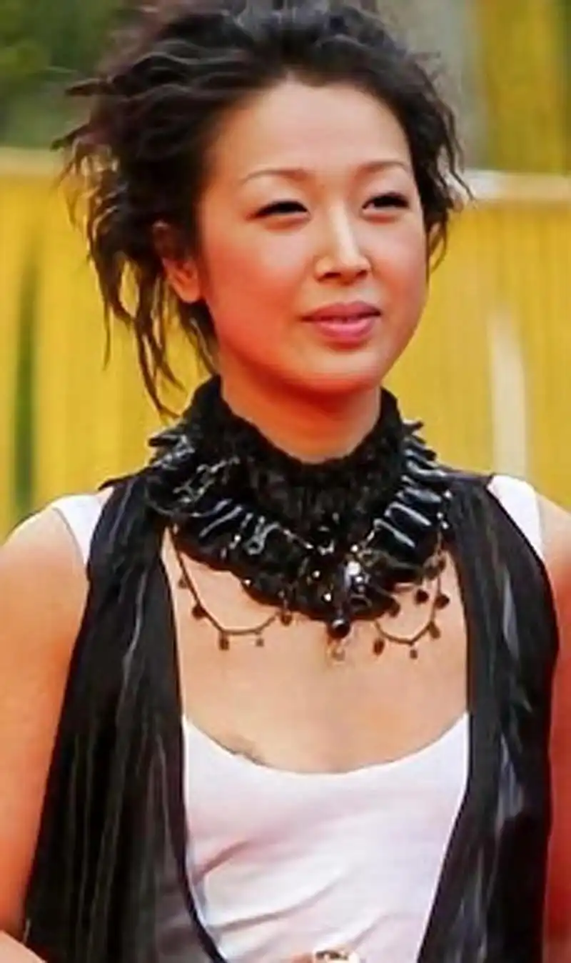 70年代孙悦年轻时的照片