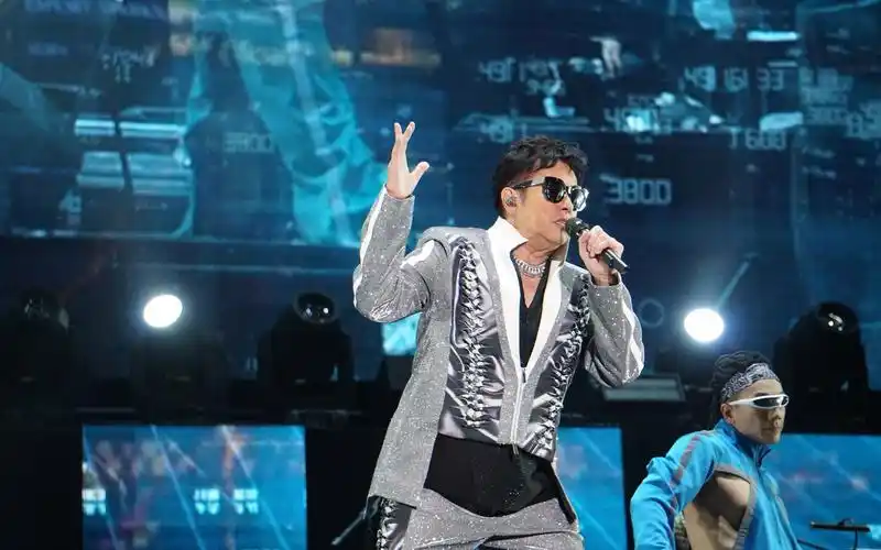 谭咏麟经典传奇演唱会上海站 1080p 一生中最爱