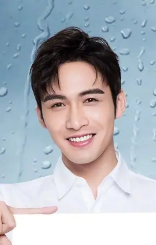 张彬彬不知道这个笑容有没有暖到你