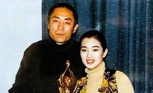 巩俐与张艺谋同居8年53岁时嫁给大18岁的老外未生育