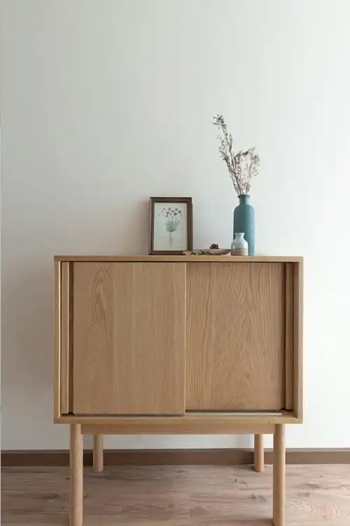 日式三居装修玄关柜图片