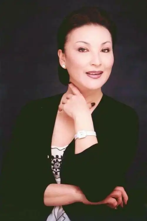 她是太后专业户,非常值得看的一篇文章