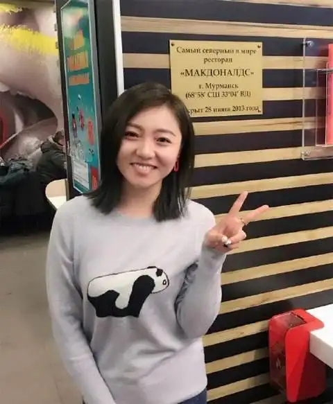 在《非诚勿扰》站了五年,被孟非请下台,她也是不愿意坐自行车?