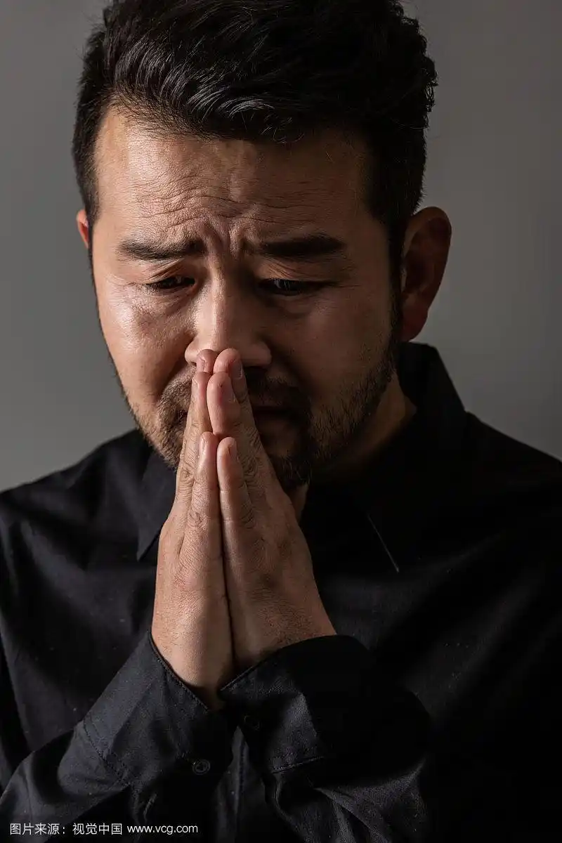 男性,面部表情,情绪,悲伤,焦虑