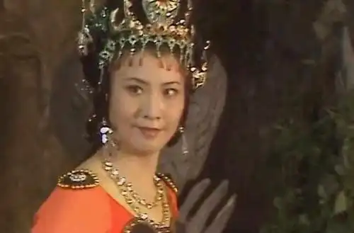 铁扇公主(古典小说《西游记》中人物)