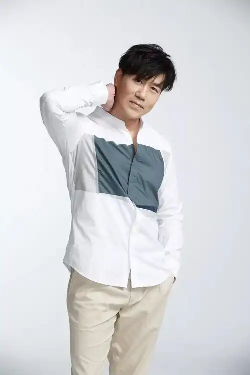 专访罗时丰是不是老了是不是老了我想重新定义自己