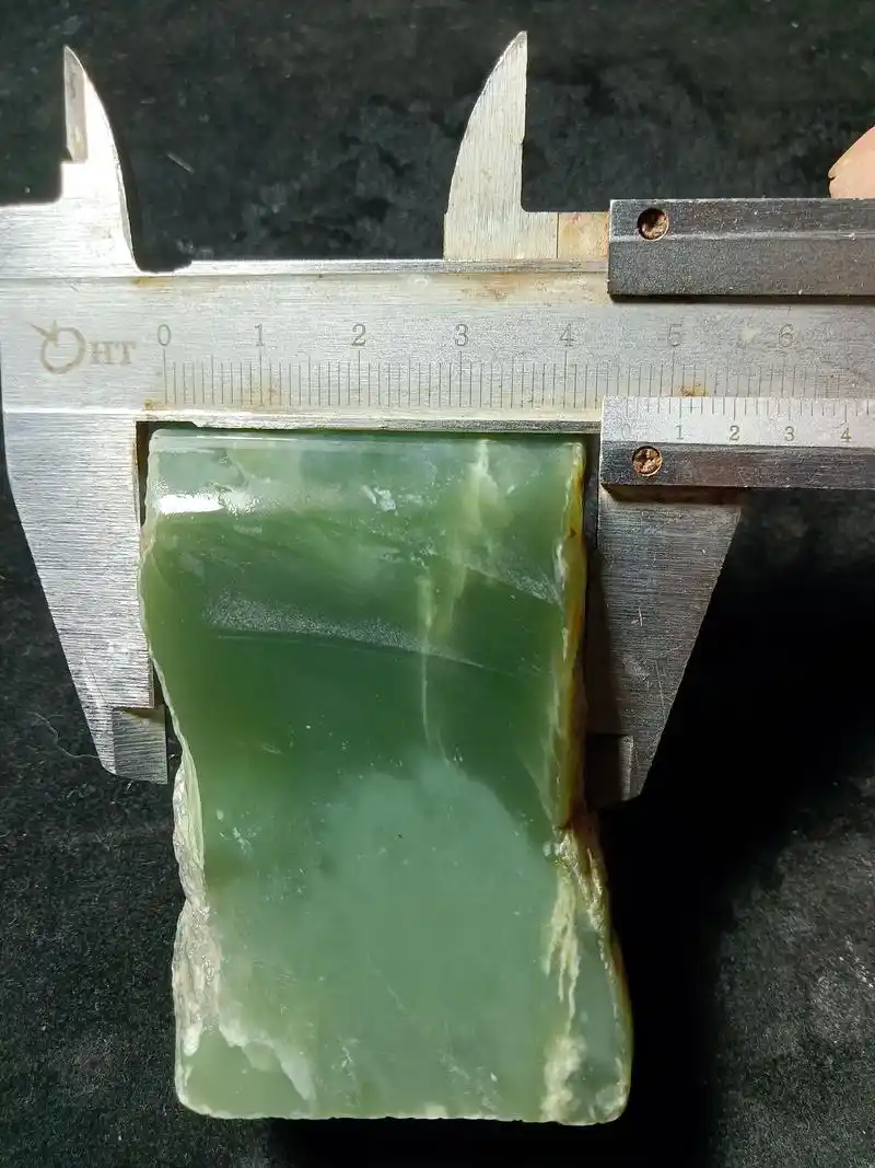 和田玉俄罗斯碧玉原石细料